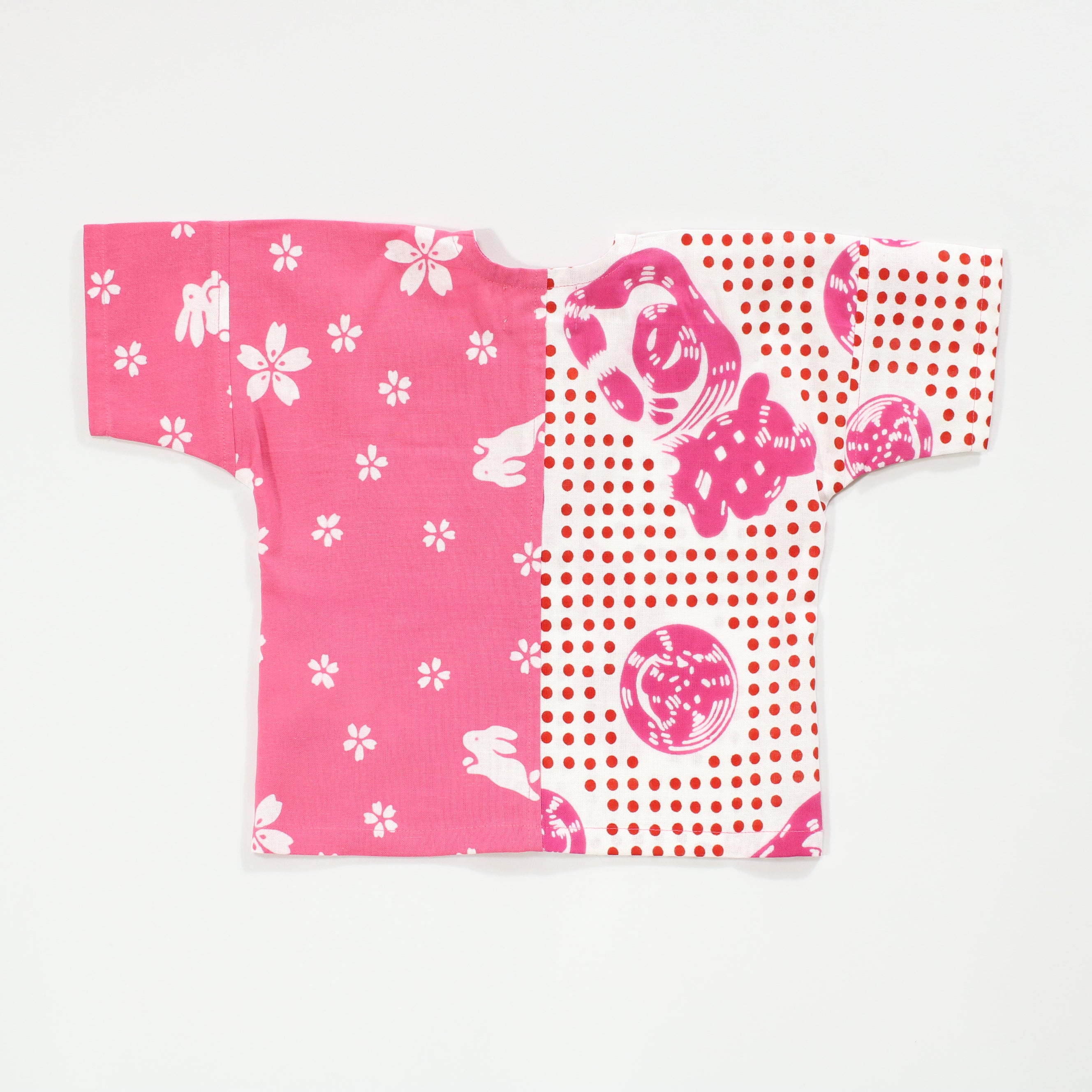 【うさぎに桜/豆絞り(赤玉地)】魚河岸シャツ/片身替／上下セット (キッズ)